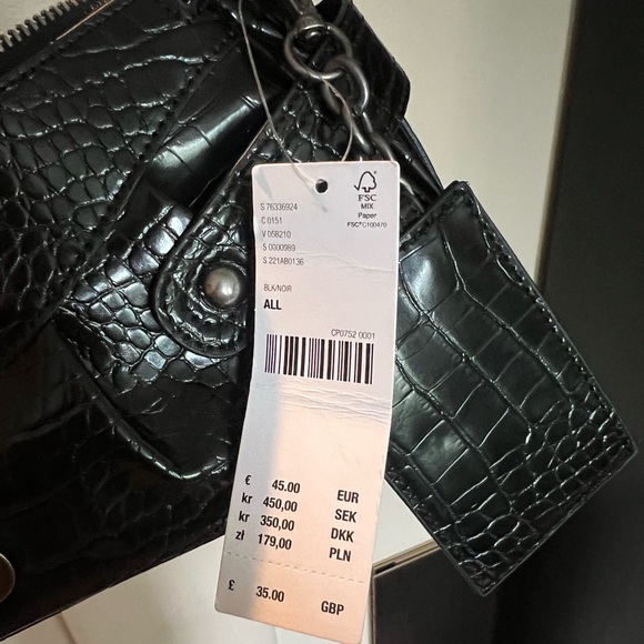 NWT Urban outfitters black studded purse - Picture 5 of 6